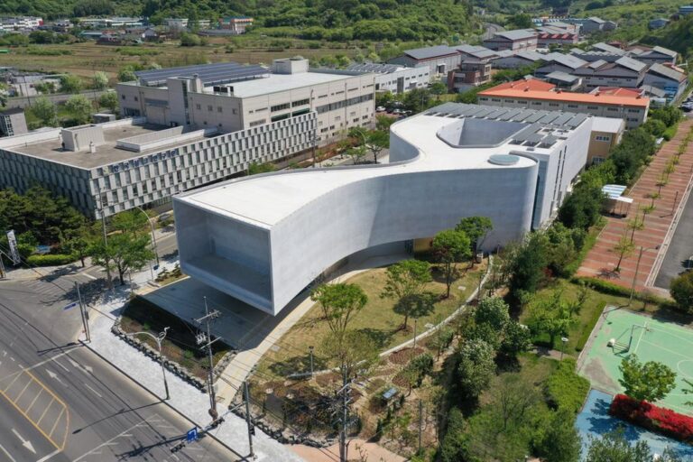 ‘진주실크박물관’+역사적+개관+-항공사진.jpg.middle