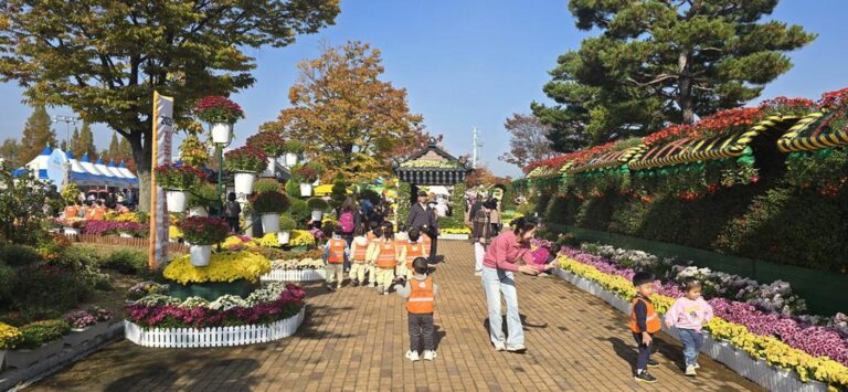 “진주국화작품전시회+16일까지+1주일+연장+전시”+(4).jpg.middle