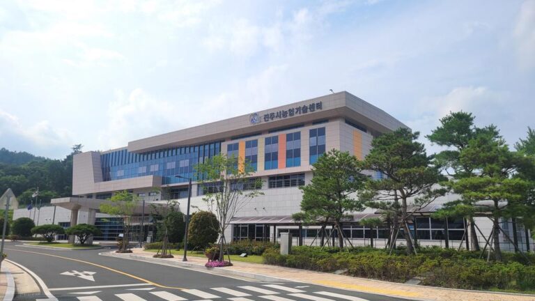 진주시+‘2026년+농어업인수당+지원사업’+신청+접수.jpg.middle