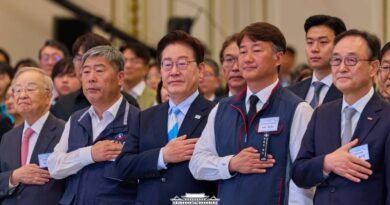 ‘유시민 저격’이라던 해석 어디로 갔나…이 대통령 SNS 둘러싼 정치권의 ‘180도 해석’ 논란 [천지인뉴스]