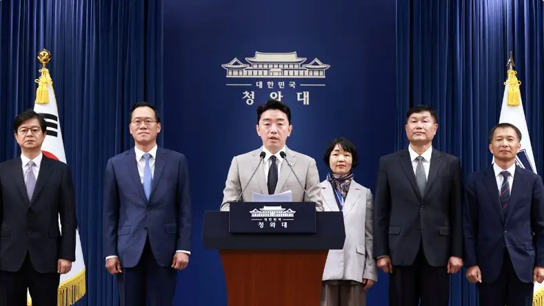 국정 2년 차 인적 쇄신과 개혁 드라이브, 이재명 대통령 청와대 수석급 참모진 5명 전격 전면 개편 [천지인뉴스]