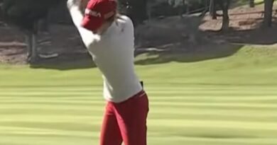 ‘2012년생 중학생 골퍼’ 김서아, 일본 JLPGA 첫 무대서 단독 3위 대돌풍…장타력 빛났다 [천지인뉴스]