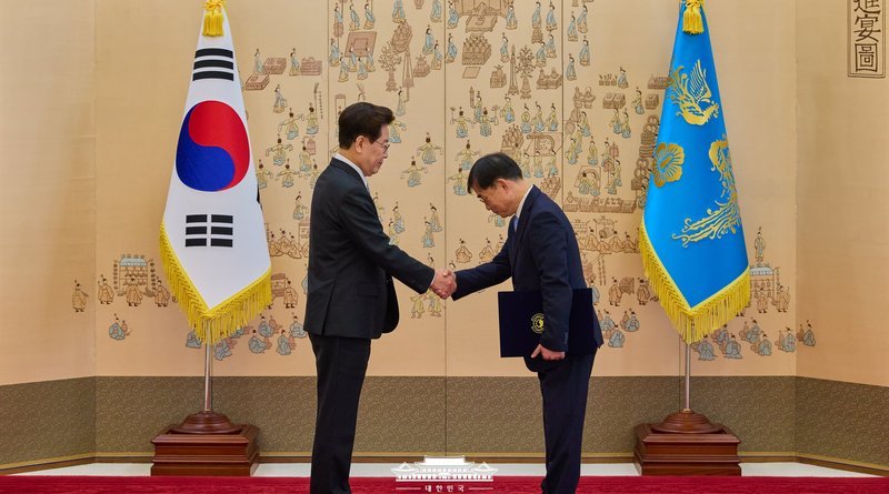 [천지인뉴스] 이재명 대통령, 직속위원장·특별보좌관 등 10명 위촉·임명…“형식 아닌 실질적 역할 해야”
